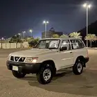 جيب نيسان مخزن