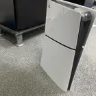 سوني للبيع مع طاولة وشاشة