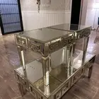 للبيع طاولات