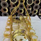 مواعين ذهبية للتقديم