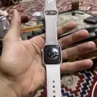 ساعه ابل جديده مافيها ولا خَدش