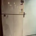 ثلاجة للبيع