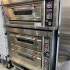 فرن بيتزا وخلية كهرباء او غاز