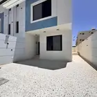 شقه تمليك ارضيه للبيع تبوك حي البوادي في موقع مميز