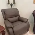 كرسي استرخاء كهربائي جلد فاخر مع خاصية تدليك
