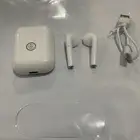 للبيع سماعات بلتوث اير بودز