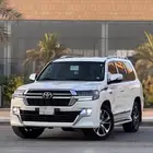 (تم البيع) تويوتا لاندكروزر G محول GXR موديل 2016 نظيف جدا