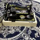 مكينة خياطة