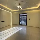 للبيع شقه علويه بمصعد جاهز وسطح خاص ف ابها حي البديع