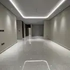 شقة فاخرة للتمليك بحي الصفا تتكون من 4 غرف