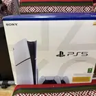 يوجد سوني 5سليم نظيف