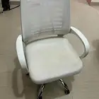 كرسي مكتبي ابيض