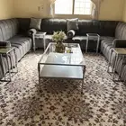 طاوله مع 4طاولات خدمه