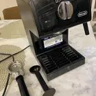 آلة قهوة ديلونجي
