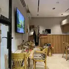 كراسي وطاولات للبيع