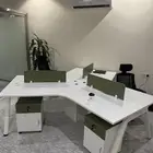 اثاث مكتبي ومكاتب شبه جديدة للبيع