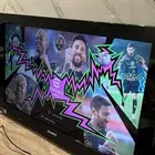 شاشة sony نظيفة تشتغل 100  وجودتها ممتازة