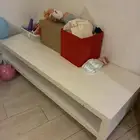 طاولة تلفزيون