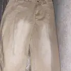 لبس اوفر سايز بني   سبب للبيع كبير علي   قصيته من تحت شوي