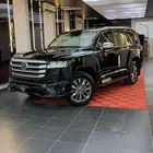جيب الاندكروزر للايجار 2025