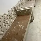 ست كراسي خمسه نفر واحد نفرين تحتاج بعض التصليح خشب قوي