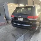 للبيع  جيب جراند شيروكي Overland 4 4 موديل 2015