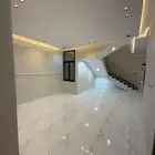 للبيع روف علوي وسيع ببايكة وسطح خاص خميس مشيط