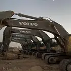بوكلينات فولفو للإيجار 480 2019 2020