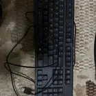 شاشه مع كيبورد