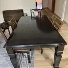 طاولة طعام ماليزي
