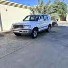 فكسار 2001 توماتيك  قير مخبط  مكينة جيدة بدي جيد