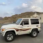 جيب ربع رفرف