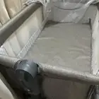 سرير مواليد وسرير هزاز كهربائي