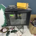 كميرات وصندوق تخزين كميرات و سماعات مع مكسر