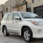 لاندكروزر VXR 2015 -بريمي 5.7 ( وكالة )