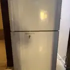 للبيع ثلاجه عطلانه من الكومبرسر تقريبا  18 قدم من شركه هام