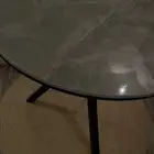 طاولة رخام و كرسي