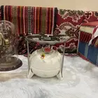 دبه ثلاث ارجل براسها