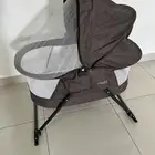 سرير هزاز للمواليد