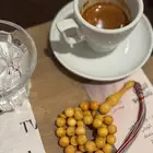 سبح كهرمان نوادر النوادر يوجد لكل سبحه شهاده ويوجد توصيل