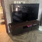 مكتبه وشاشه65بوصه ومدخل للبيع