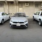كيا سيراتو