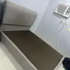 سرير نفر ونص   ديكور مكيف وطاولة ايكيا