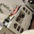 مكتبة و تسريحه