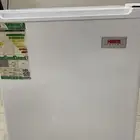 ثلاجة صغيرة