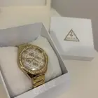 ساعة Guess للبيع   جديده لم تستخدم   الملحقات الكرتون