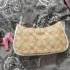 شنطة قوتشي نسائية