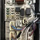 للبيع علبة فيوزات لكزس ls430 وارد الجابان