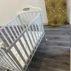 كرسي أطفال للبيع.