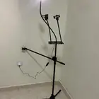 استاند اضاءة لتصوير مع مساكات للجوال مع ثلاث ألوان اضاءة